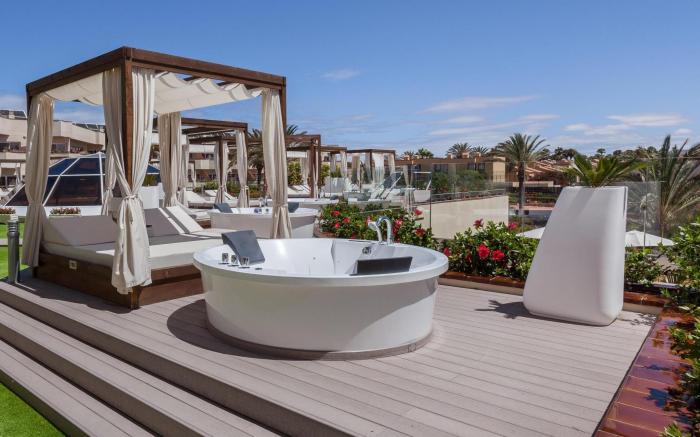 Barcelo Corralejo Bay - Adults Only Hotel