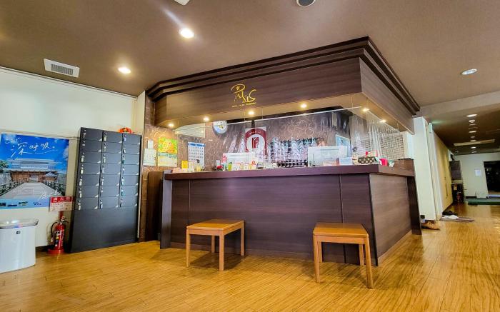 Hotel Palms Tenmonkan