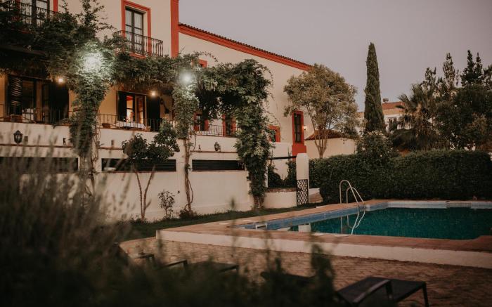 Hotel Posada De Valdezufre