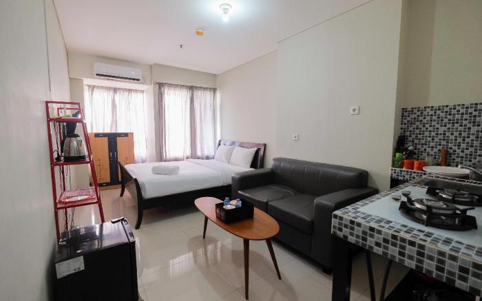 Garden View Studio at Nifarro Park Apt By Travelio