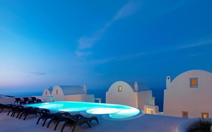 Dome Santorini Resort
