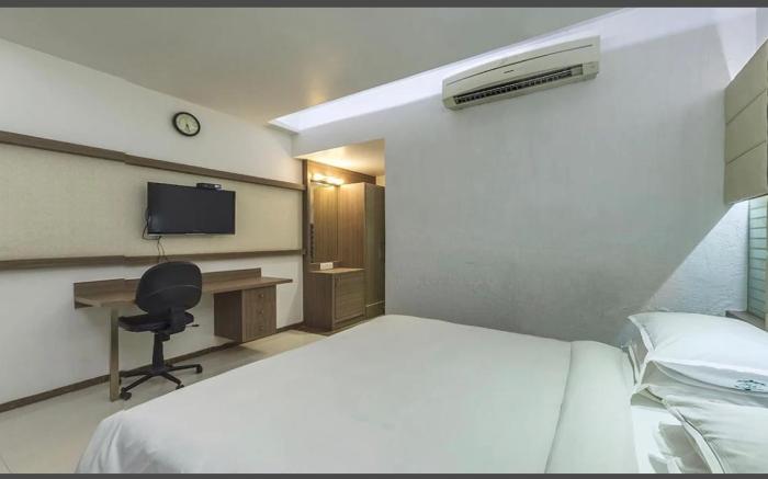 Pearl Hotel & Banquets Ahmedabad