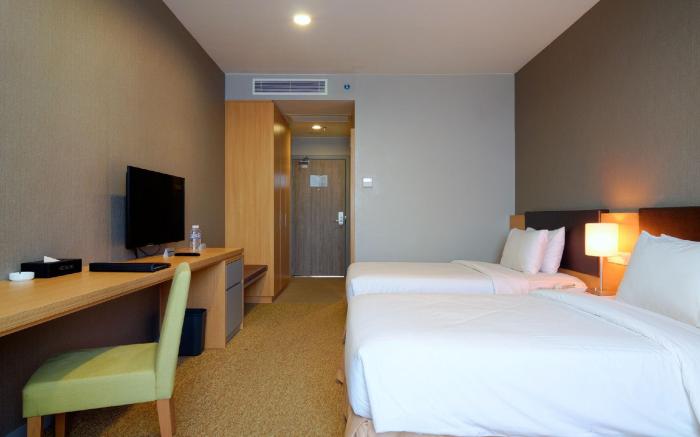 Hotel No.5
