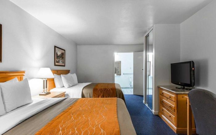 Comfort Inn & Suites Sequoia Kings Canyon