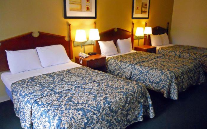 Country Hearth Inn and Suites Dawson