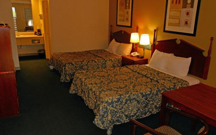 Country Hearth Inn and Suites Dawson