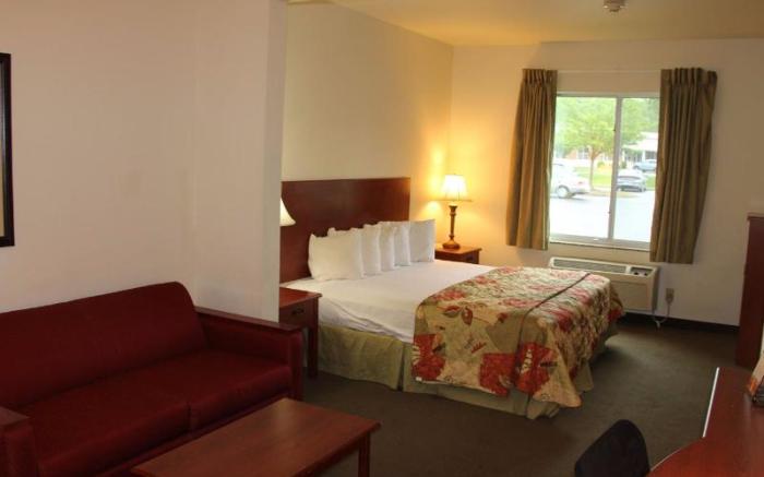 Sleep Inn & Suites