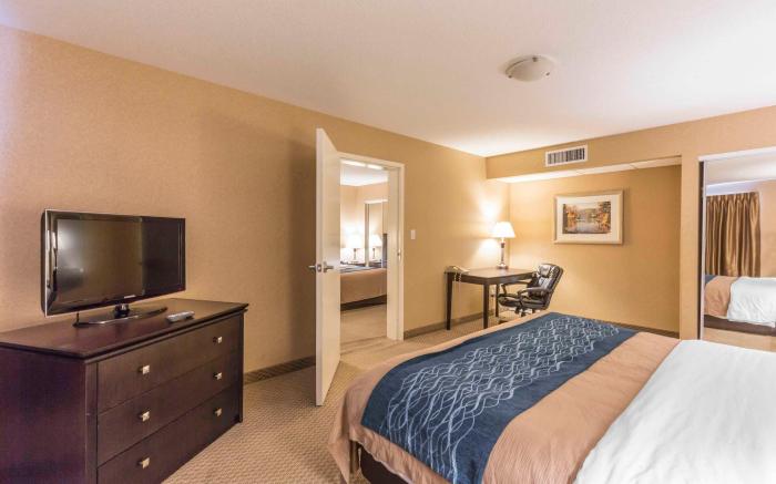 Comfort Inn & Suites