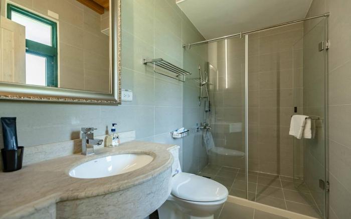 花蓮田野晨境泳池民宿