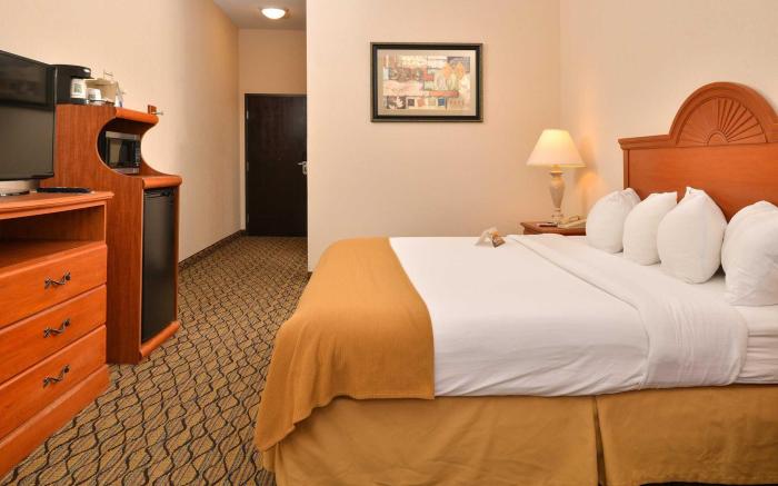 Quality Inn & Suites Jefferson City