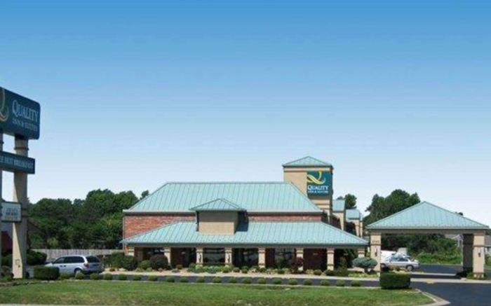 Quality Inn & Suites North