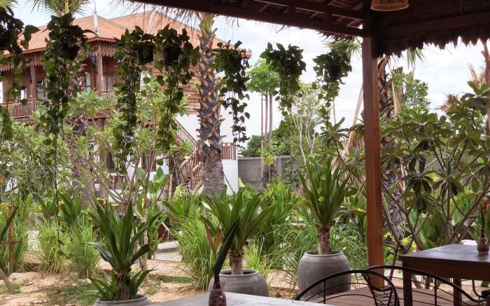Dontrei Villa Angkor