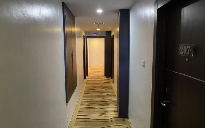 Lucky Star Hotel