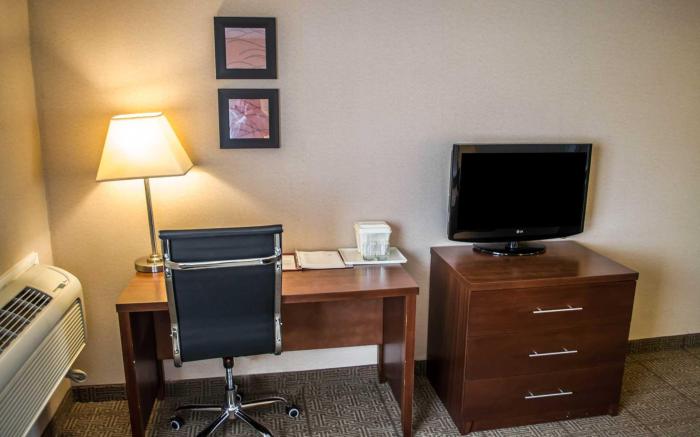 Comfort Inn & Suites Beaverton - Portland West