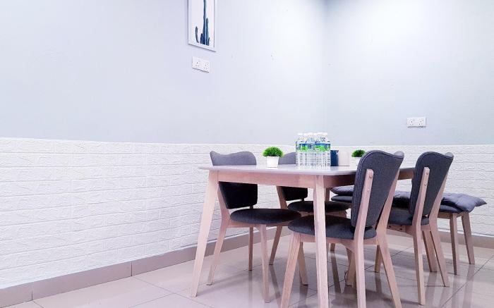 Sanitizer 3 Min To BP Mall Old Streets and MCD
