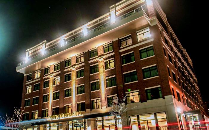 The Merrill Hotel, Muscatine, a Tribute Portfolio Hotel