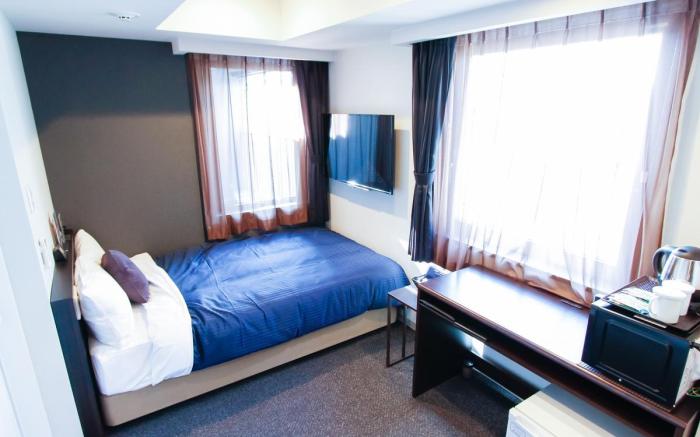Hotel Livemax Shinsaibashi East
