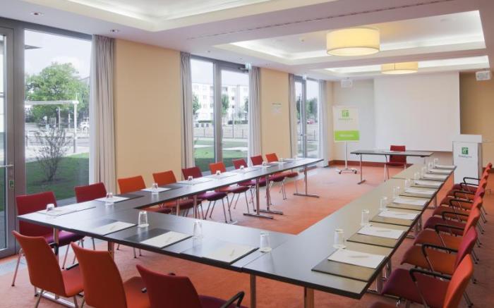 Holiday Inn Berlin Airport - Conference Centre By IHG