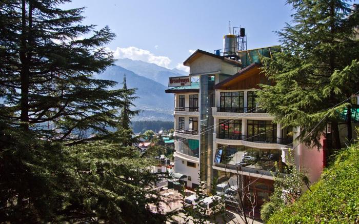 Hotel Broadways Inn