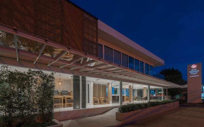 The Beachfront Hotel Phuket