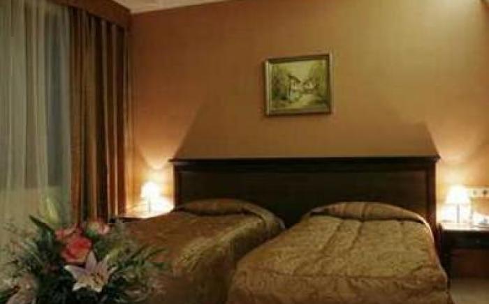 Yantra Grand Hotel