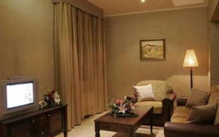 Yantra Grand Hotel