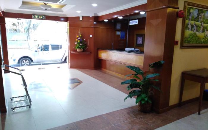 SARA HOTEL