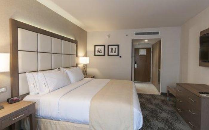 Holiday Inn Express & Suites Chihuahua Juventud By IHG