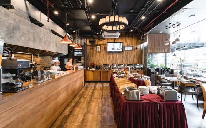 Adelphi Suites Bangkok