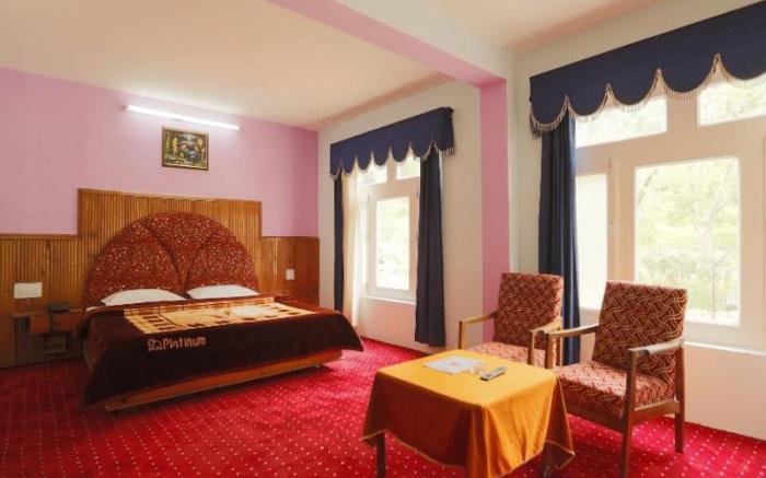 Hotel Mohan Palace