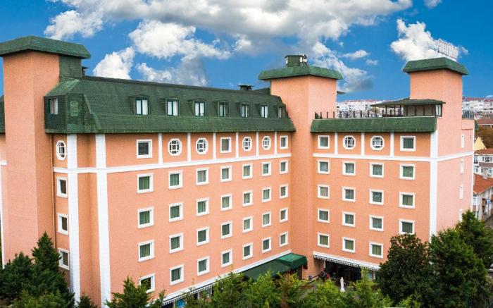 The Green Park Hotel Merter