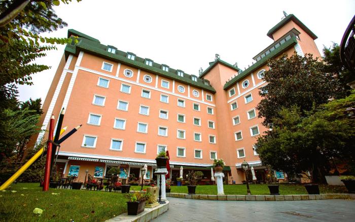 The Green Park Hotel Merter