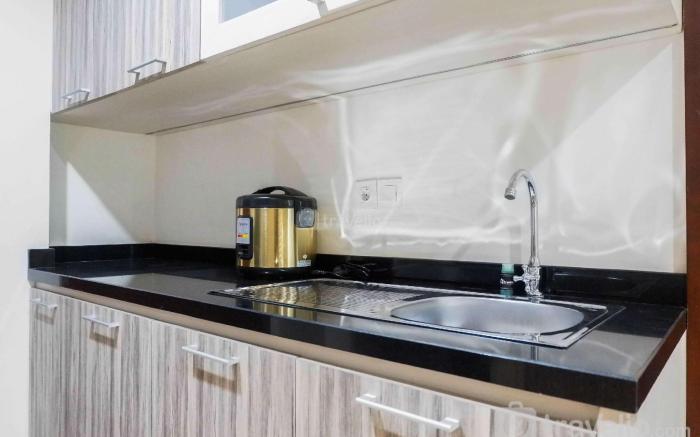 Premium 1BR Apt @Grand Sungkono Lagoon By Travelio