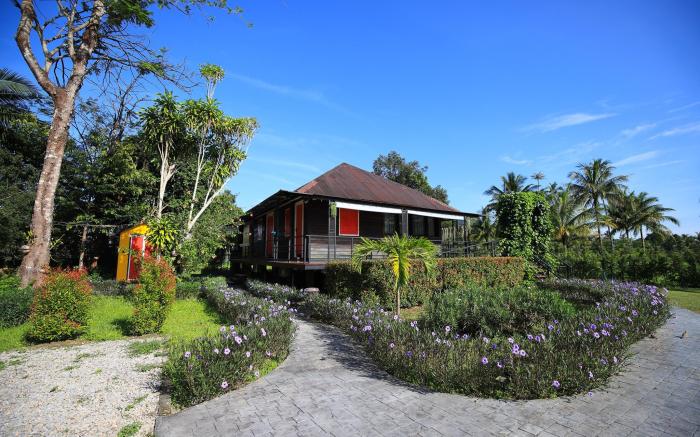 ST Resort