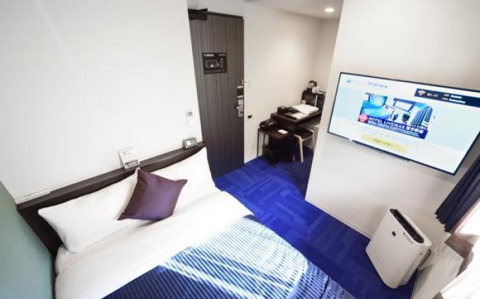 HOTEL LiVEMAX HAKATAEKI-MINAMI