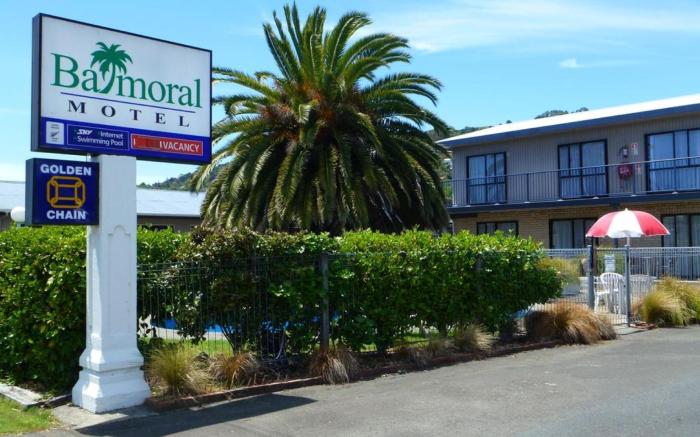 Balmoral Motel
