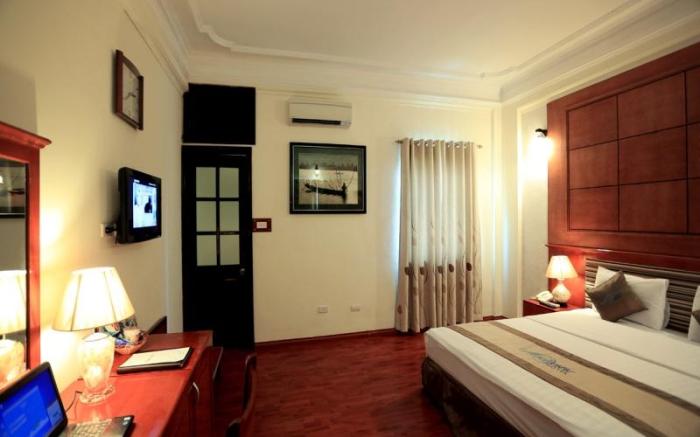 Moon View Hotel