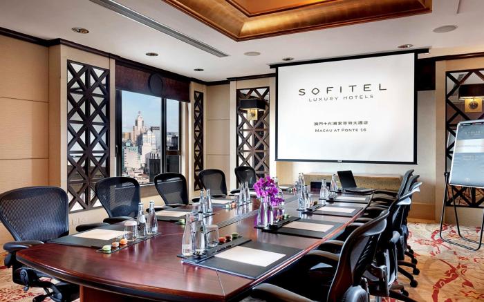 Sofitel Macau at Ponte 16 Hotel
