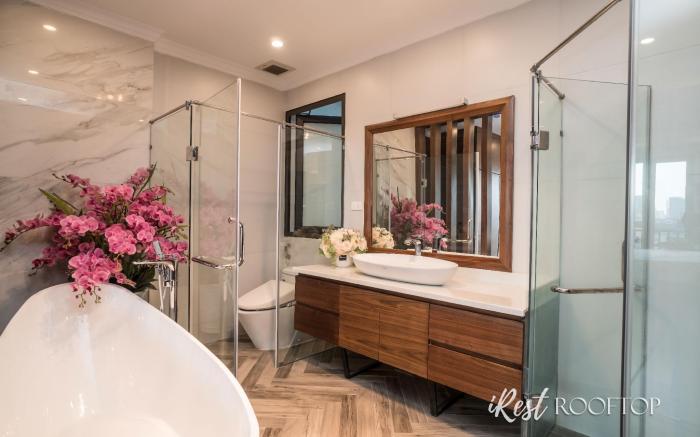 IREST ROOFTOP - 5BR with Big Terrace & Livingroom
