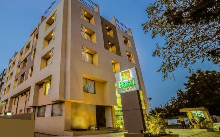 Hotel The Basil Park