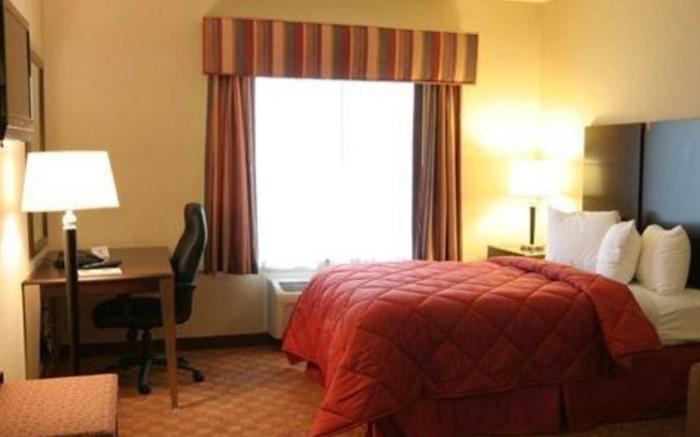 Comfort Inn & Suites Saratoga Springs