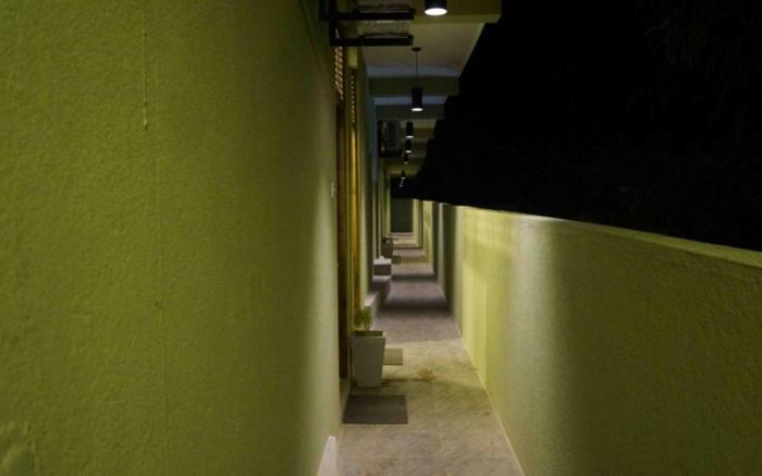 Hotel Athgira