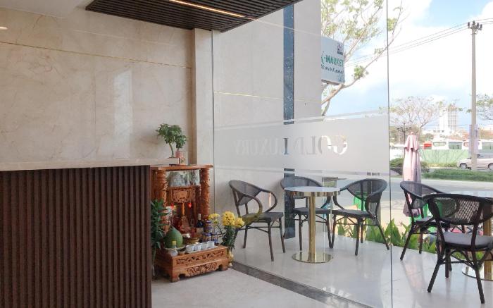 Gold Luxury Hotel