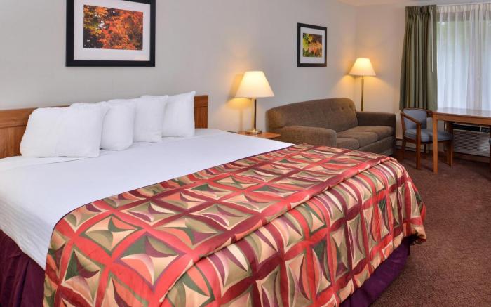 Magnuson Hotel Country Inn