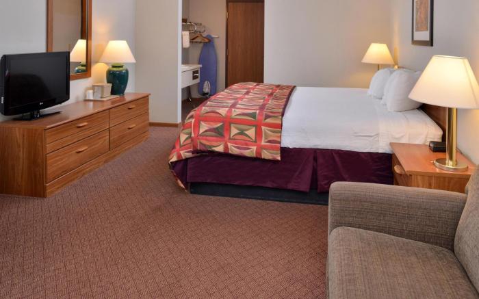 Magnuson Hotel Country Inn
