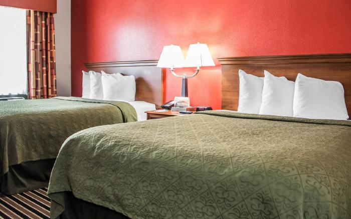 Quality Suites I-44