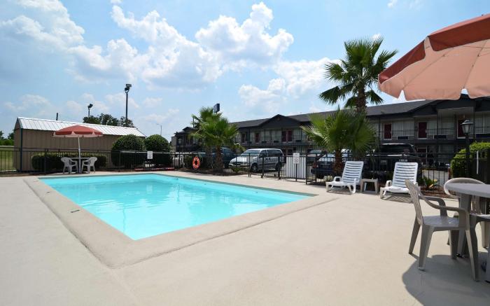 Americas Best Value Inn West Monroe