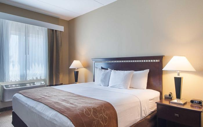 Comfort Suites Beachside