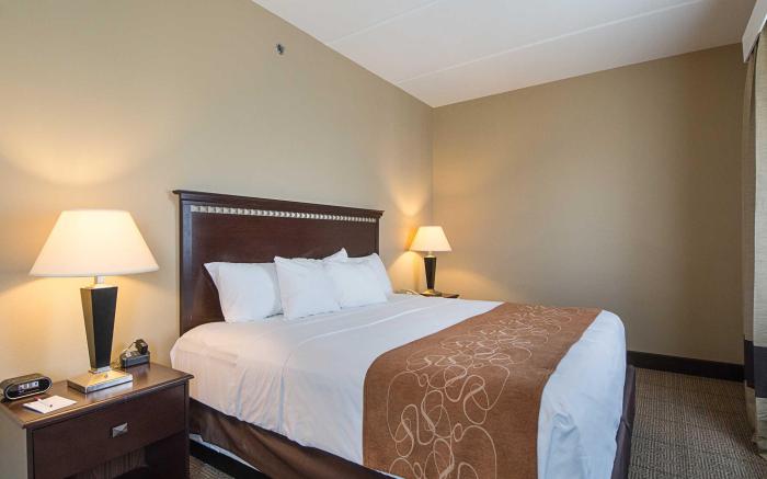 Comfort Suites Beachside