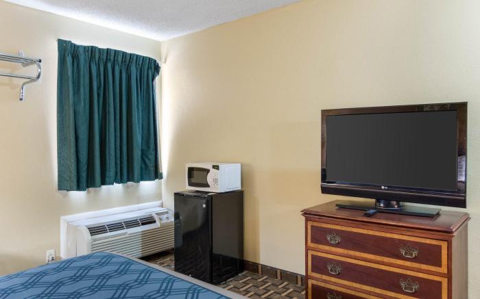 Econo Lodge Town Center